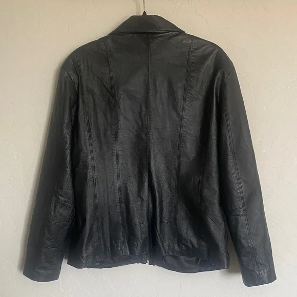 Classic Black Leather Zip Jacket - Picture 6 of 6